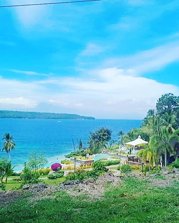 Kembali Condo Resort With Sea View Davao City Esterno foto