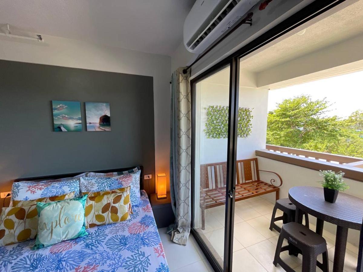 Kembali Condo Resort With Sea View Davao City Esterno foto