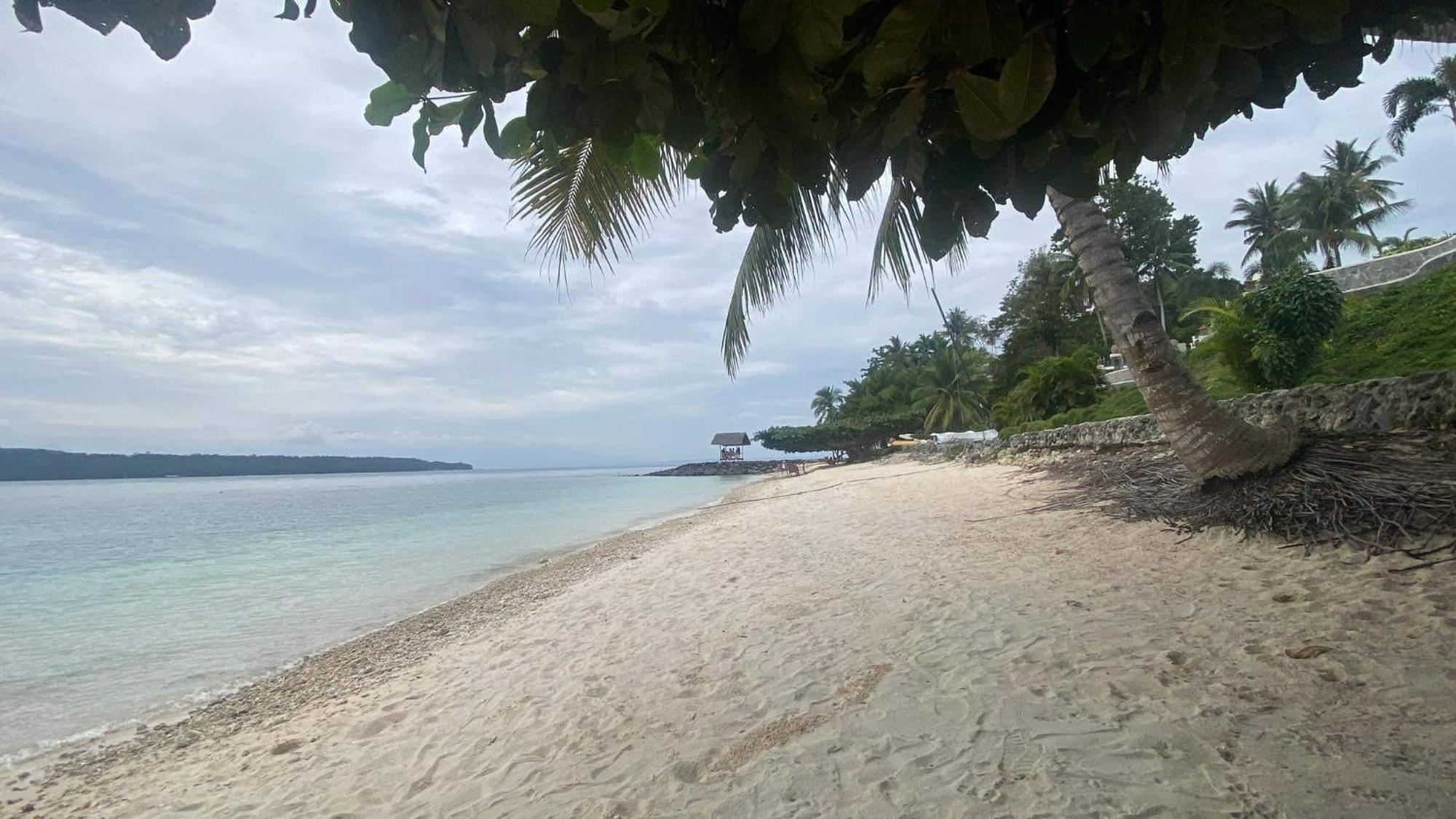 Kembali Condo Resort With Sea View Davao City Esterno foto