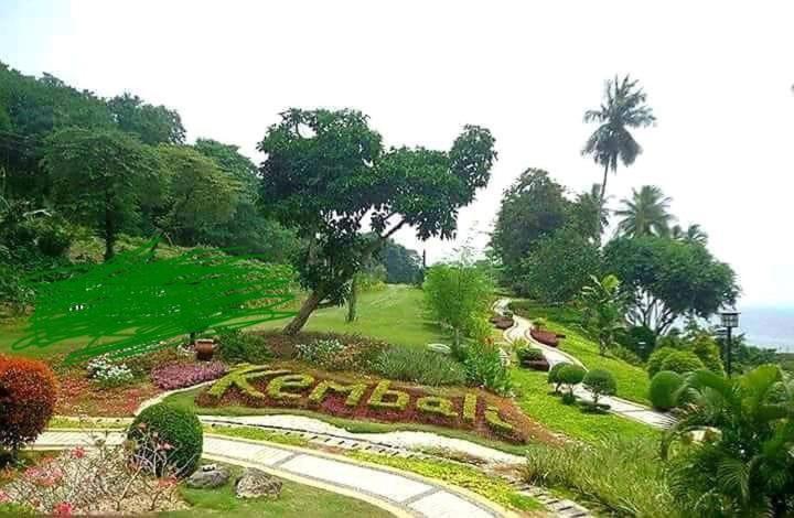Kembali Condo Resort With Sea View Davao City Esterno foto
