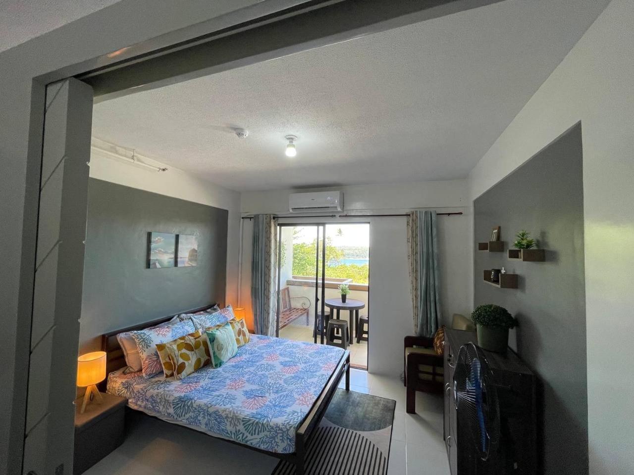 Kembali Condo Resort With Sea View Davao City Esterno foto
